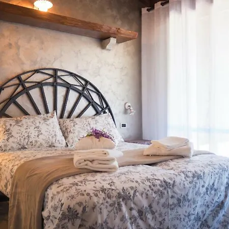 Holiday home La Brigata Orange House *